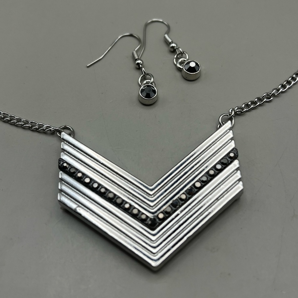 Silver Chevron Necklace and Earring Set